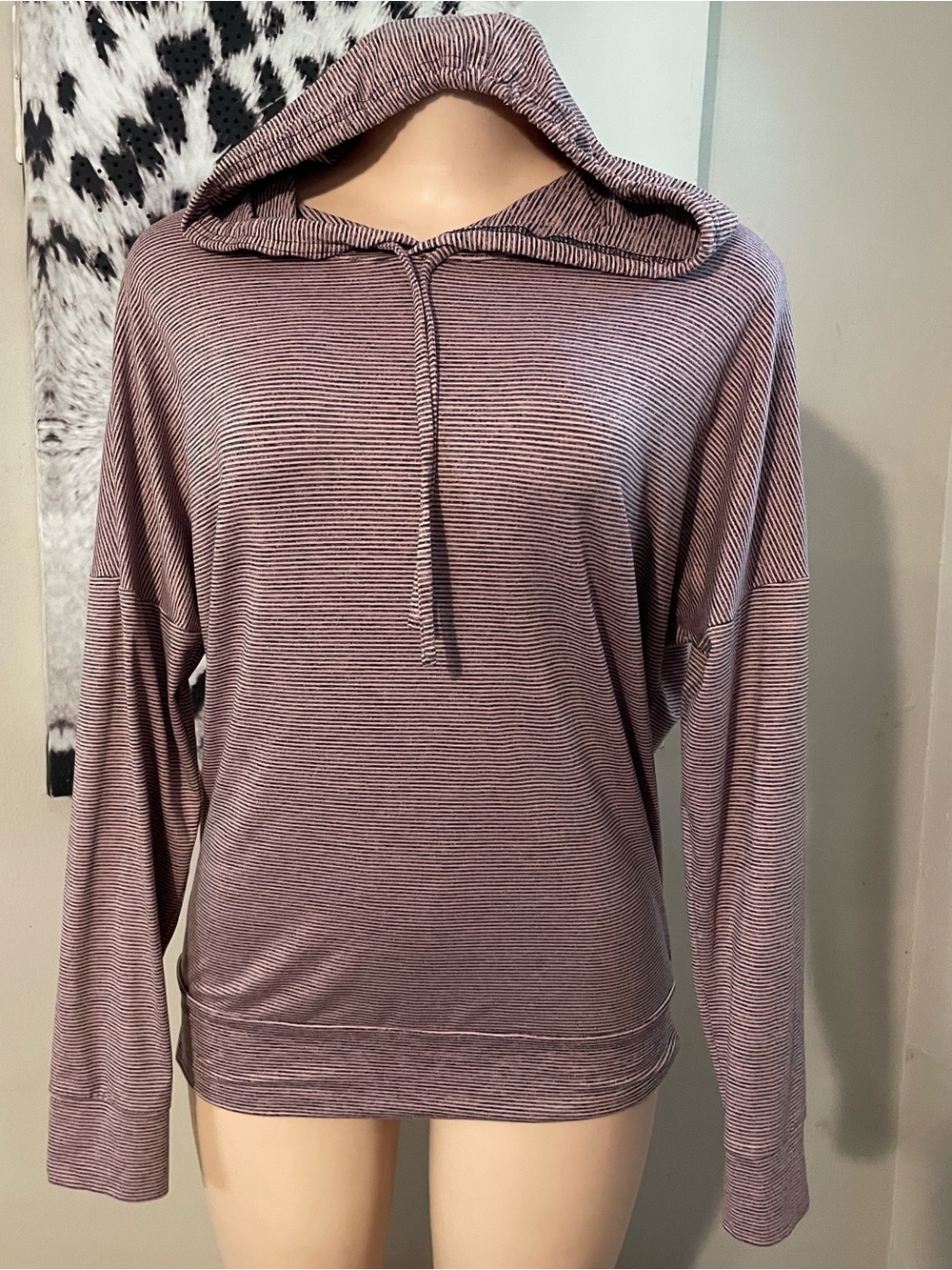 Sketchers Go Walk Mauve Striped Hoodie Top relaxed fit pullover hoodie M